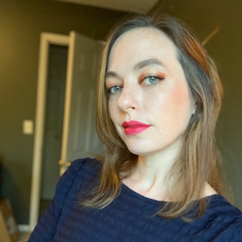 Meet your Posher, Laura